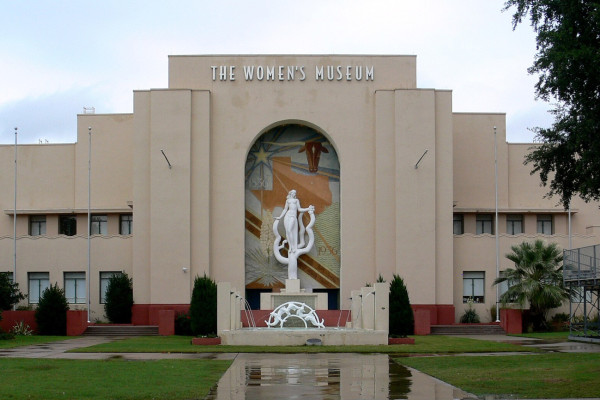 The Women's Museum